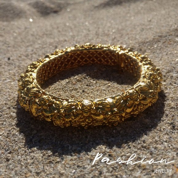 Super Chic Bohemian India Inspired Bracelet - Picture 3 of 8